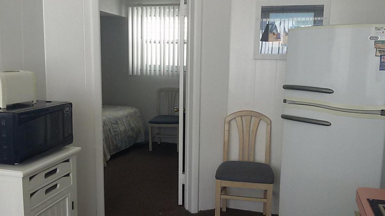 Tide Winds Motel Уайлдууд Екстериор снимка